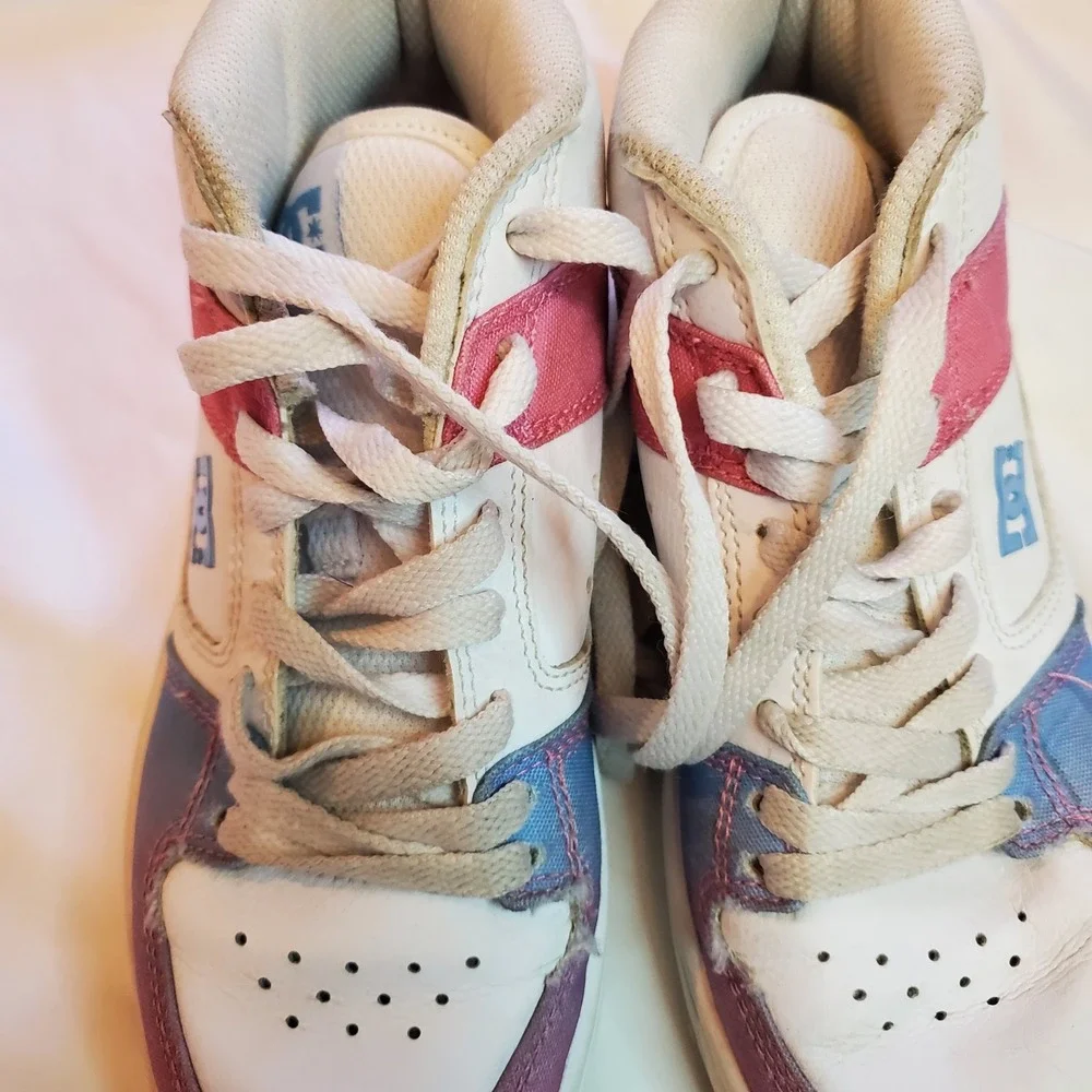Woman's DC Manteca‎ Mid 4 Pink White Blue Size 5 High Top Sneakers
